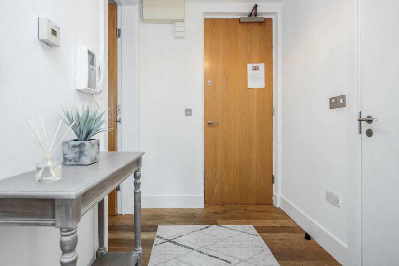 The Heart Of Covent Garden, Sleeps 4 * London