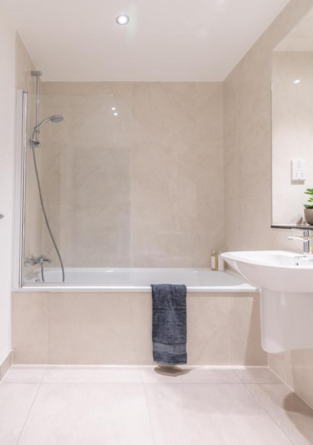 Leilighet Contemporary Apartments, Wembley - Sk *