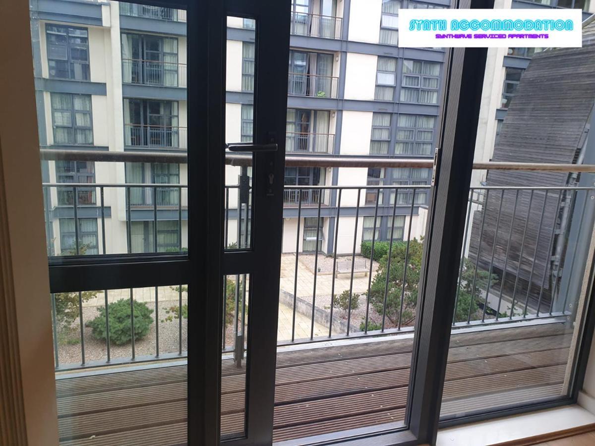 80s Retro 1 Bedroom Serviced Canary Wharf Perfect For Corporate Business Families & Leisure Guests Leilighet