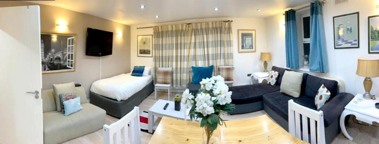 2 Bedrooms With View Balcony And Wifi At Greater Leilighet