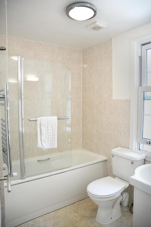 72qt Guest house