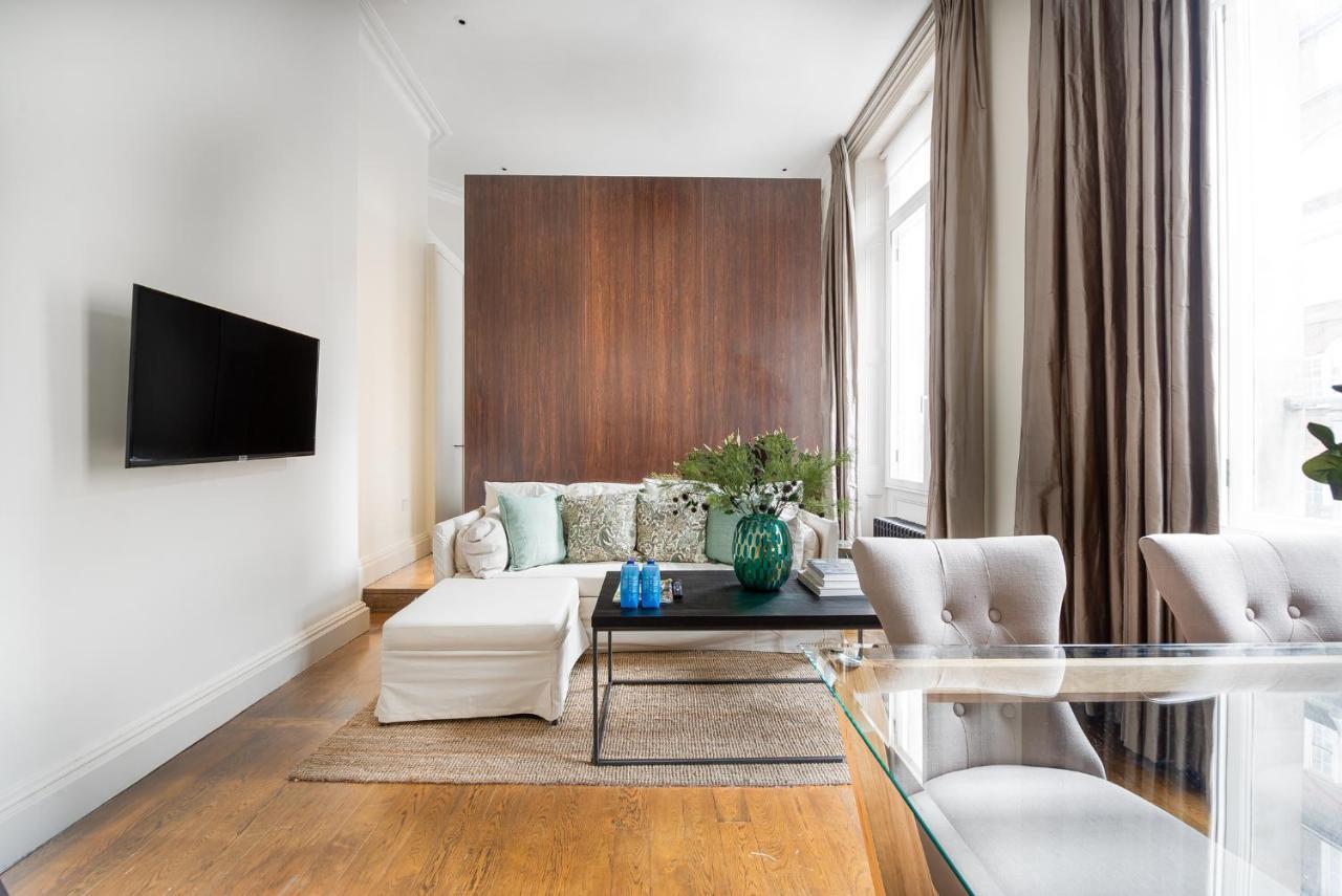 Grosvenor Gardens By Capital * London