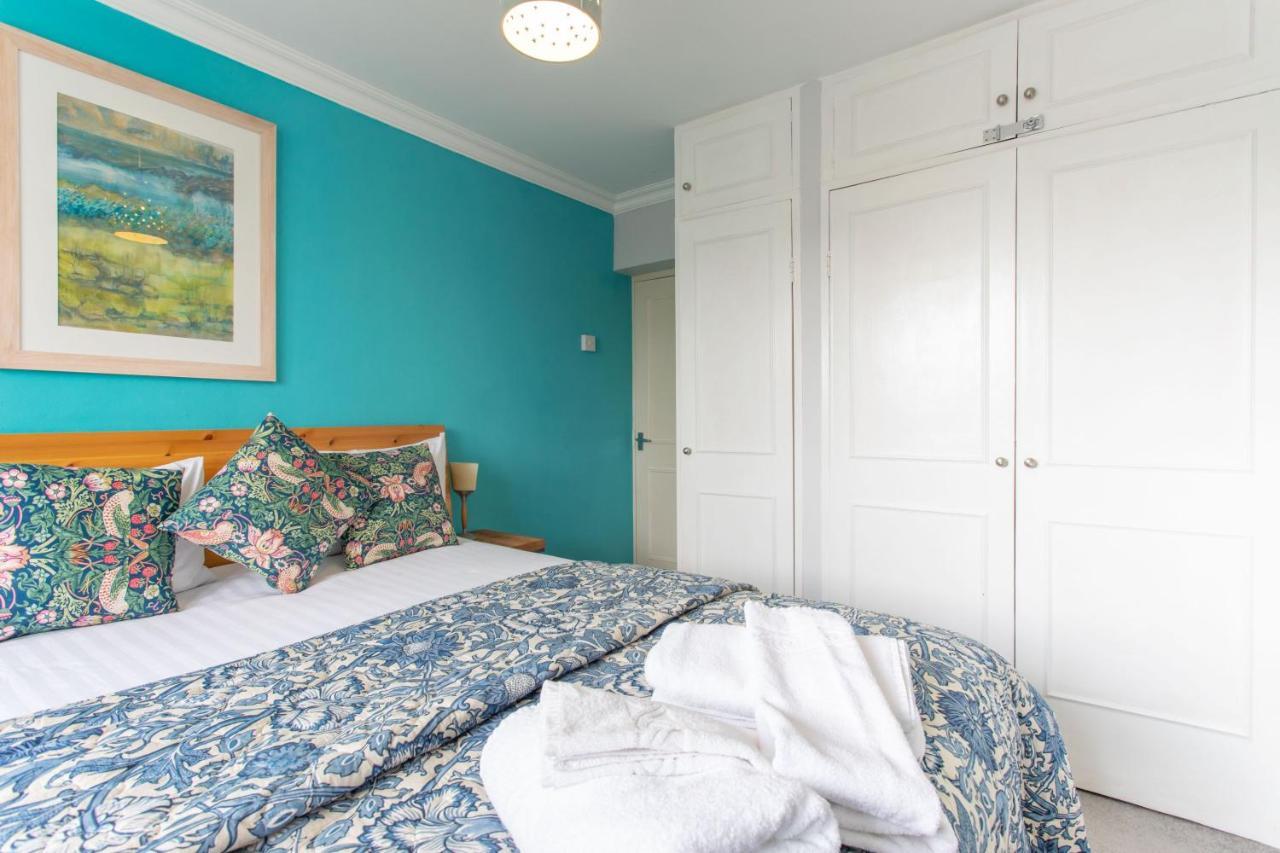 Apartment Pass The Keys - Putney Comfy