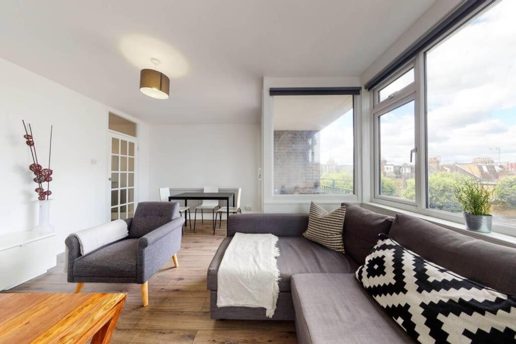 Apartment Amazing 3 Bedroom Flat - 4mins To Tube Station