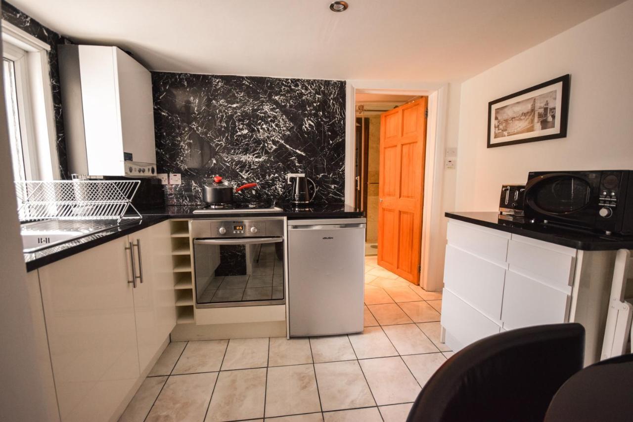 Valet Old Compton Street Apartment London