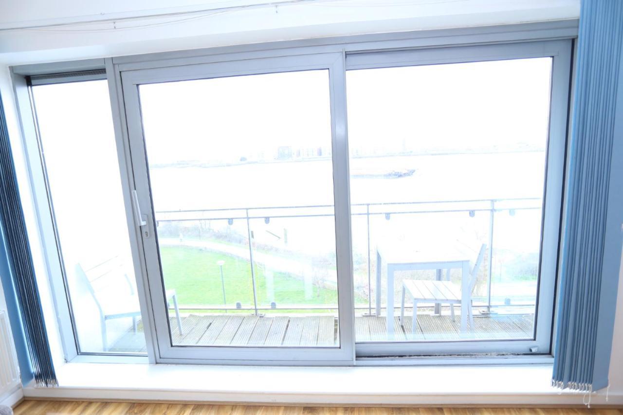 Lovely 2 Bed 2 Toilet Hill House River View Apartment
