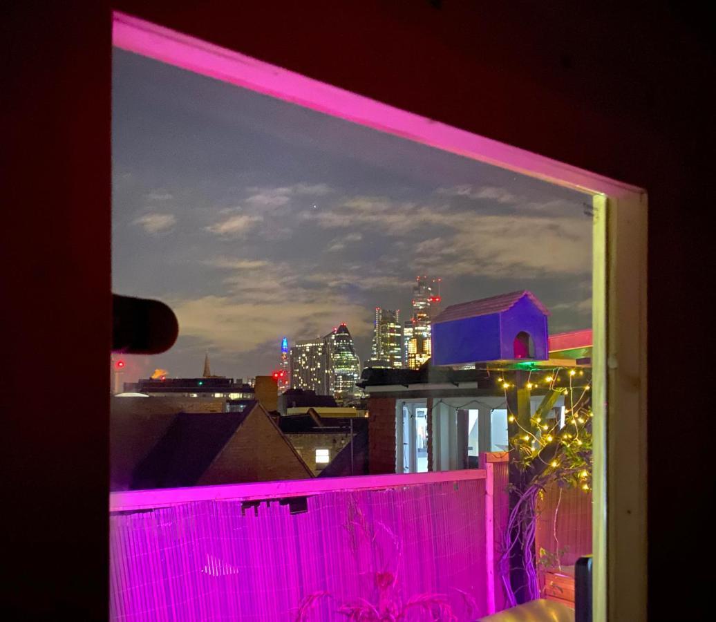 2 Bedroom Roof Terrace With Sauna Jakuzzi And Outdoor Cinema * London