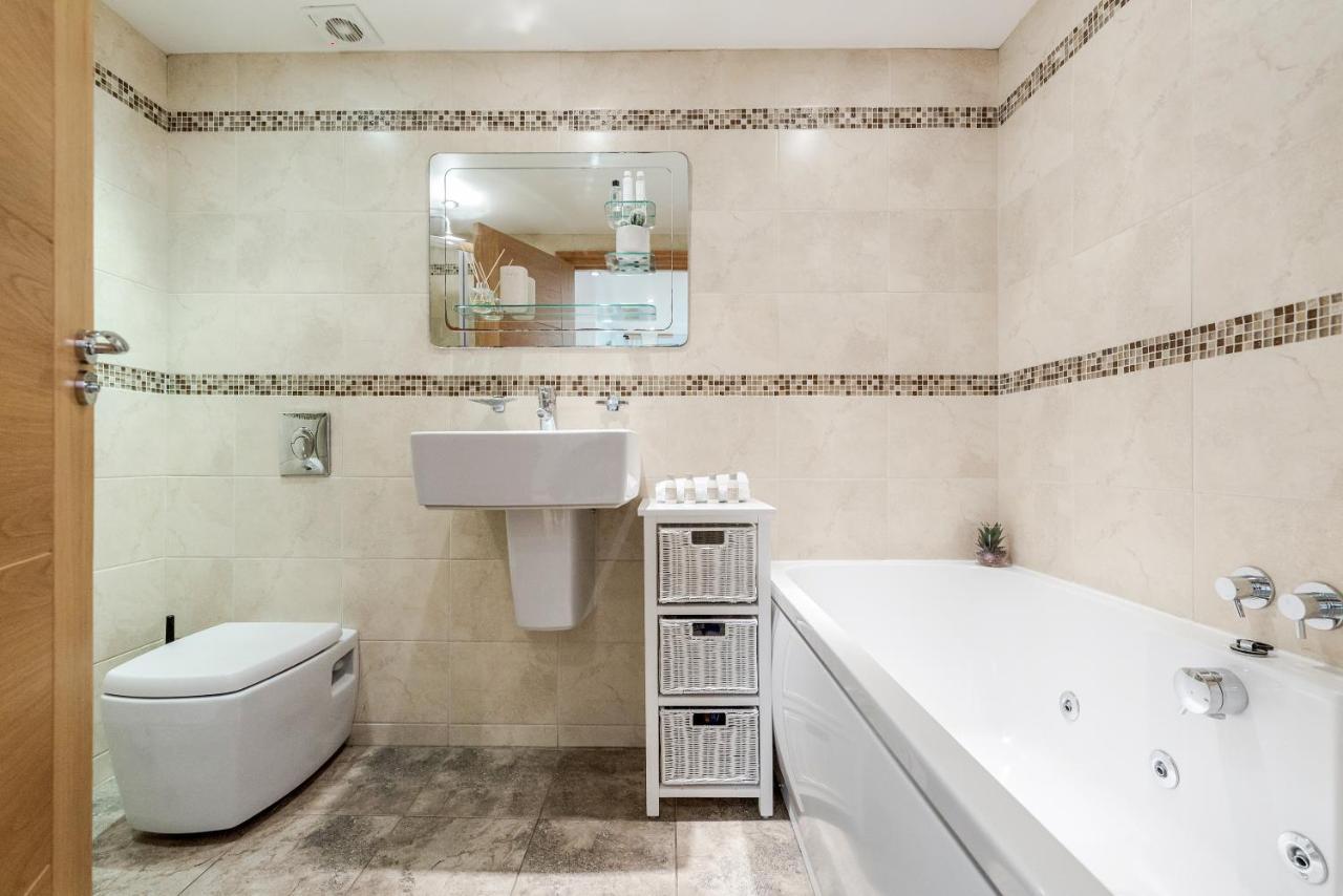 Porchester Loft * London