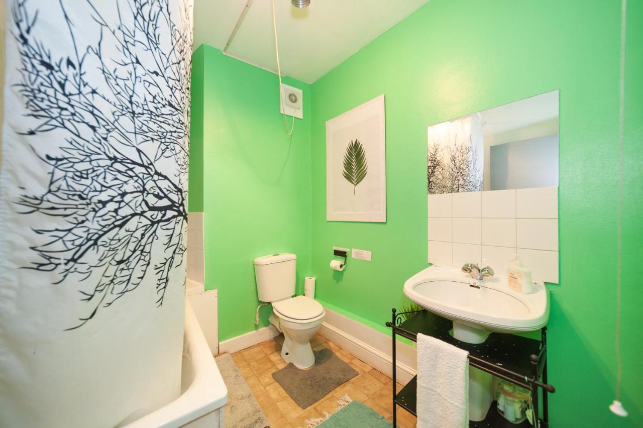 2 Bedroom Roof Terrace With Sauna Jakuzzi And Outdoor Cinema Leilighet