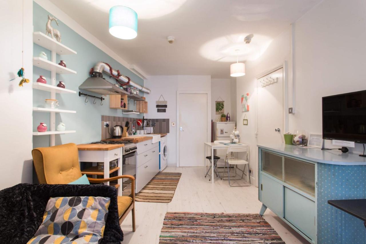 2 Bedroom Roof Terrace With Sauna Jakuzzi And Outdoor Cinema Leilighet London