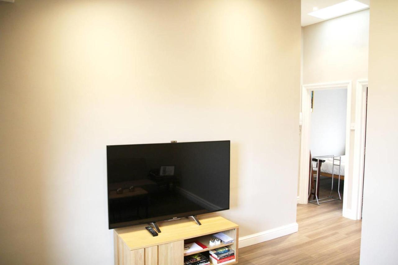 Guestready - Quaint English Flat Near Portobello Apartment