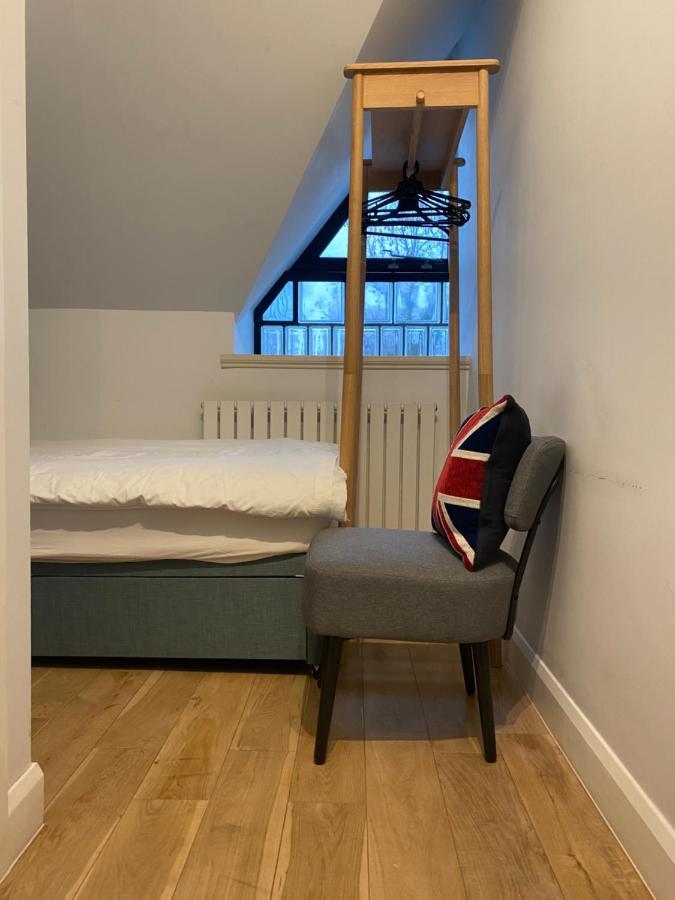 Burlington Hostel Londen