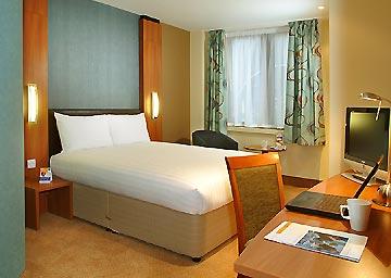 Premier Hotel 3*