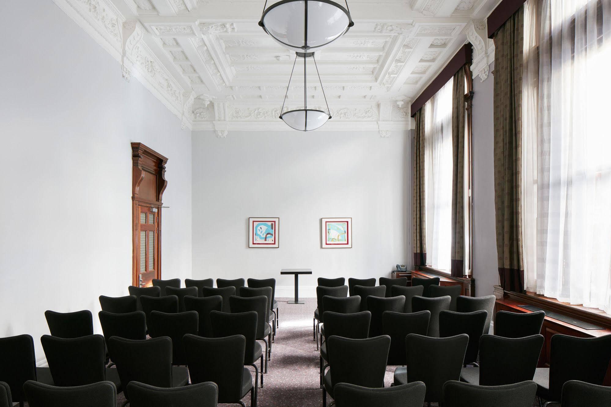 Club Quarters Trafalgar Square, Hotell 4*