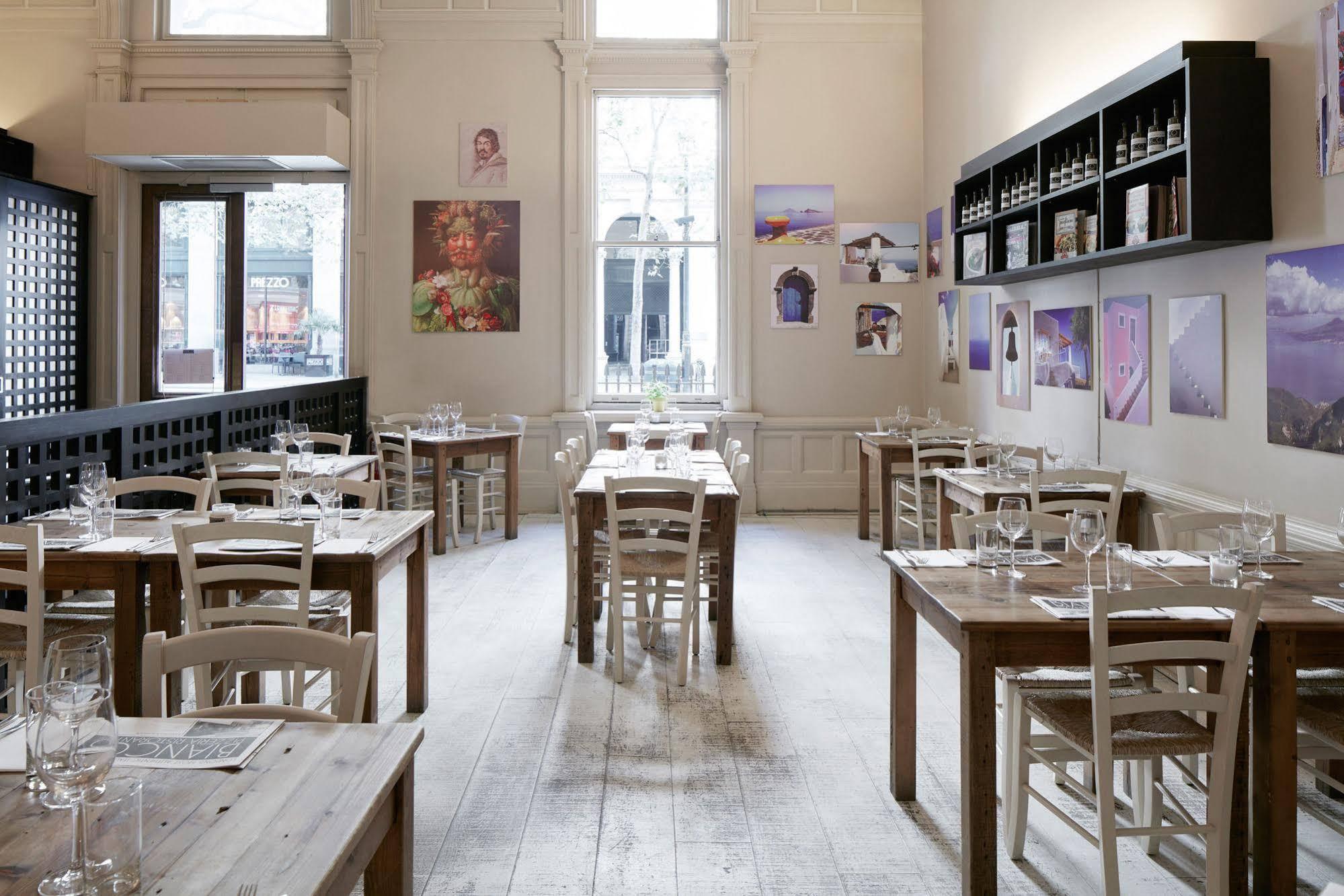 The Grand At Trafalgar Square 4*