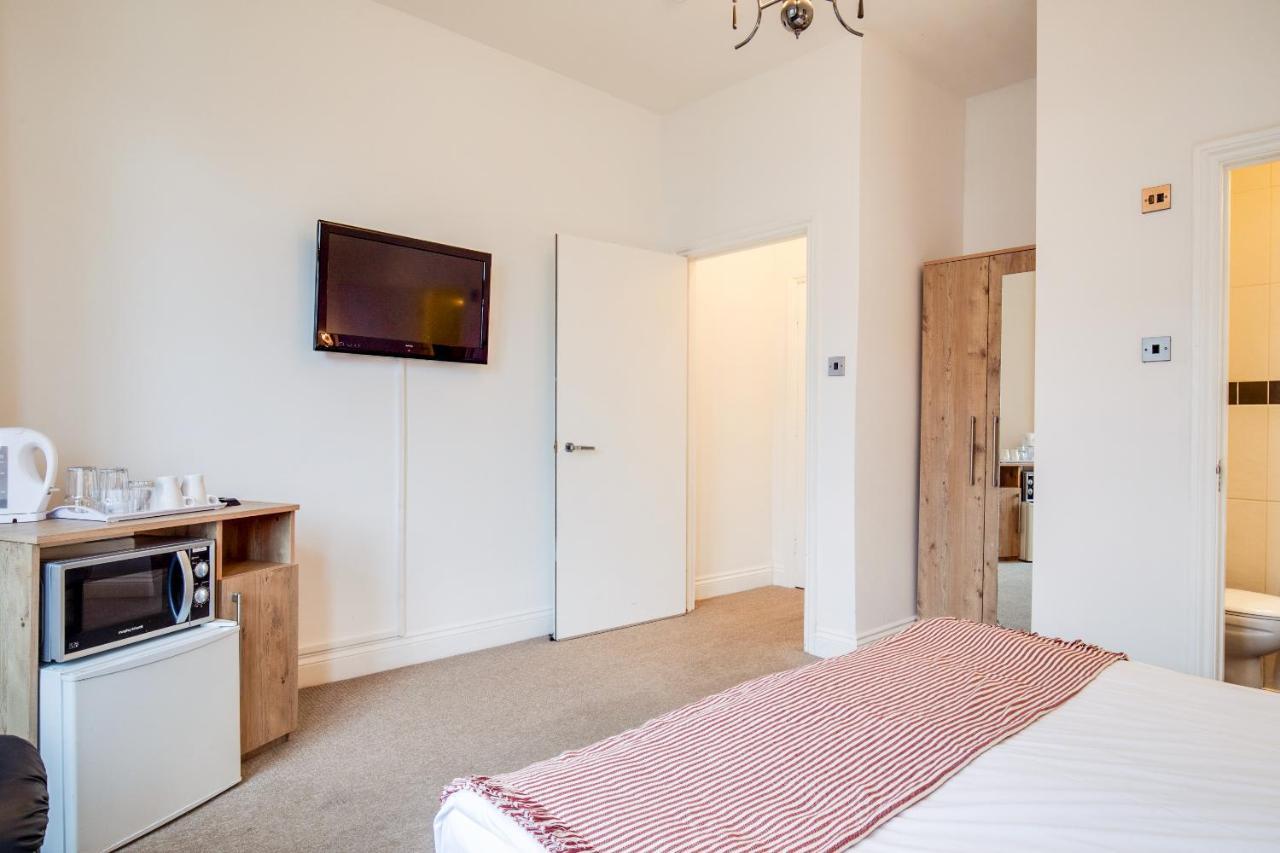 Oyo Tamtam Acton Hotel Londen