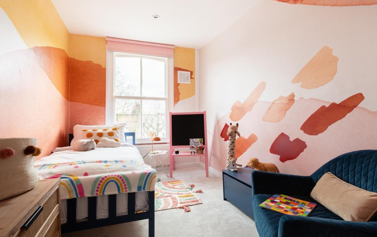 The Stoke Newington Common - Modern & Bright 3bdr Leilighet London