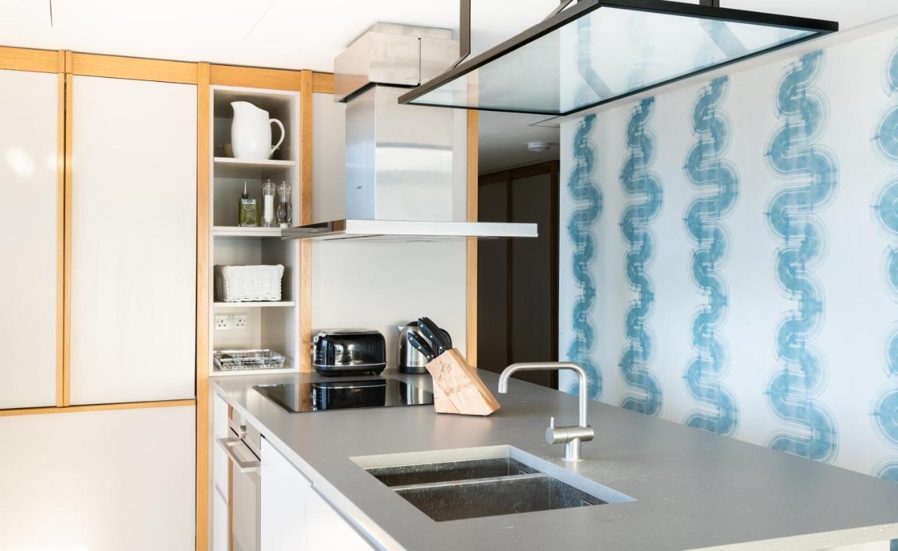 The Stratford Escape - Modern & Bright 2bdr Loft With Amazing Views * Londen