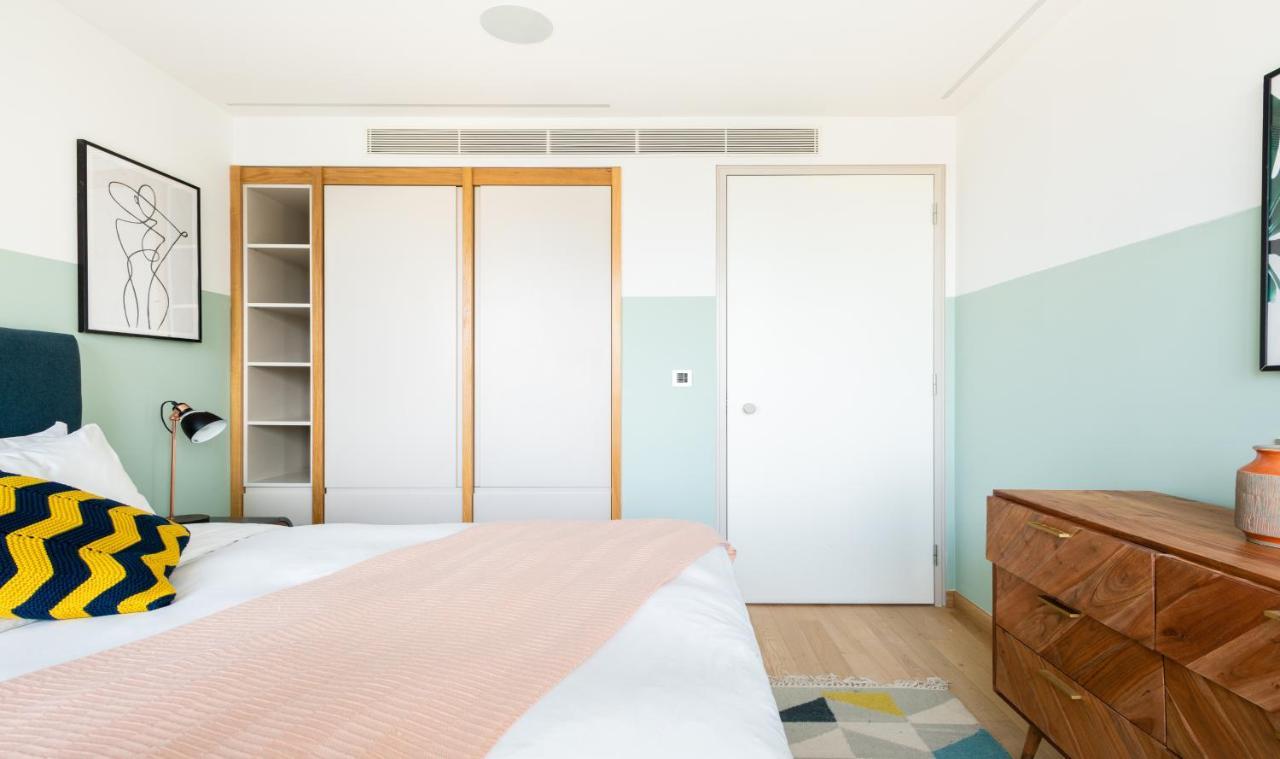 The Stratford Escape - Modern & Bright 2bdr Loft With Amazing Views * Londen
