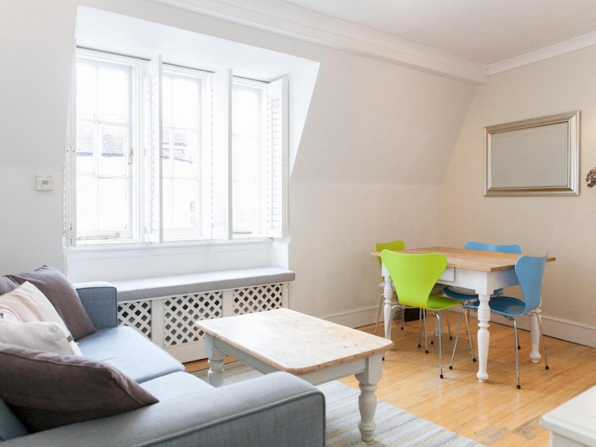 Pass The Keys Roof Terrace Flat In Trendy & Chic Hampstead Apartment *