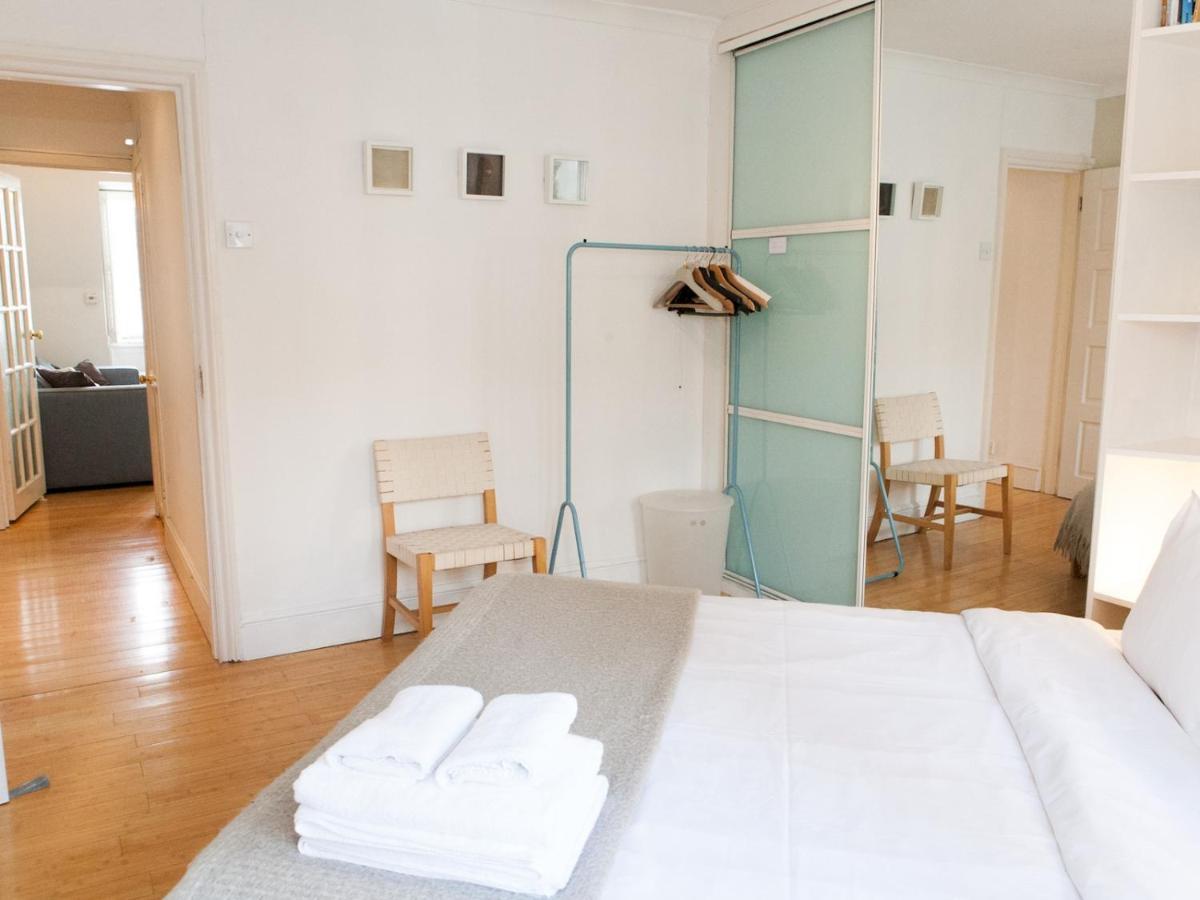 Pass The Keys Roof Terrace Flat In Trendy & Chic Hampstead Apartment