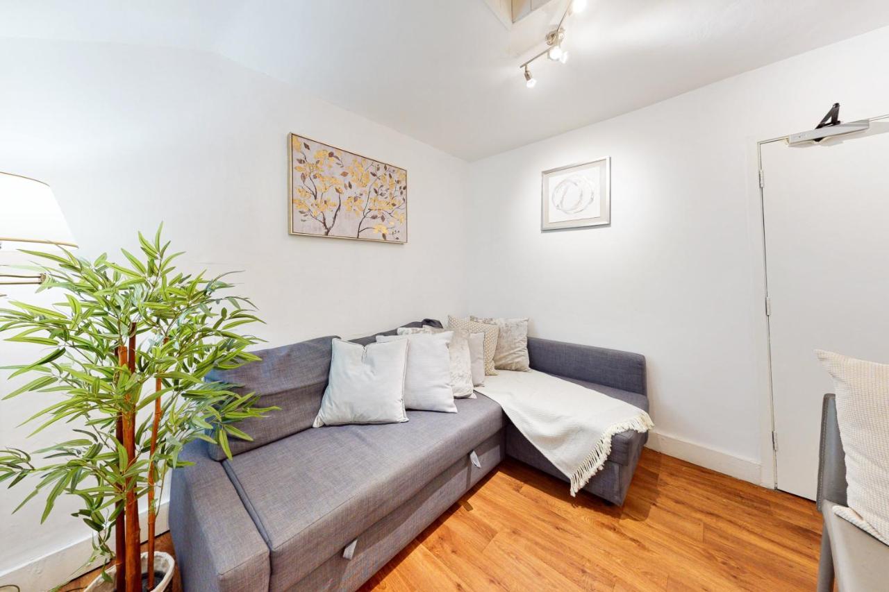 Park Lane Jermyn Street Apartment