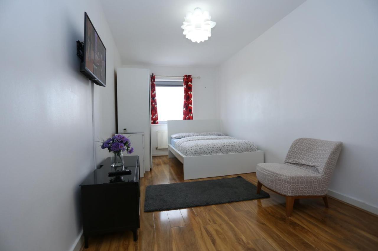 Lovely 2 Bed 2 Toilet Hill House River View Apartment