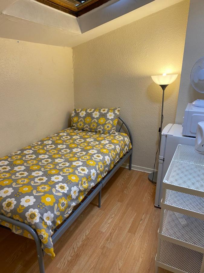 Single Room, 5 Mins To Wembley Stadium! Privat overnatting *
