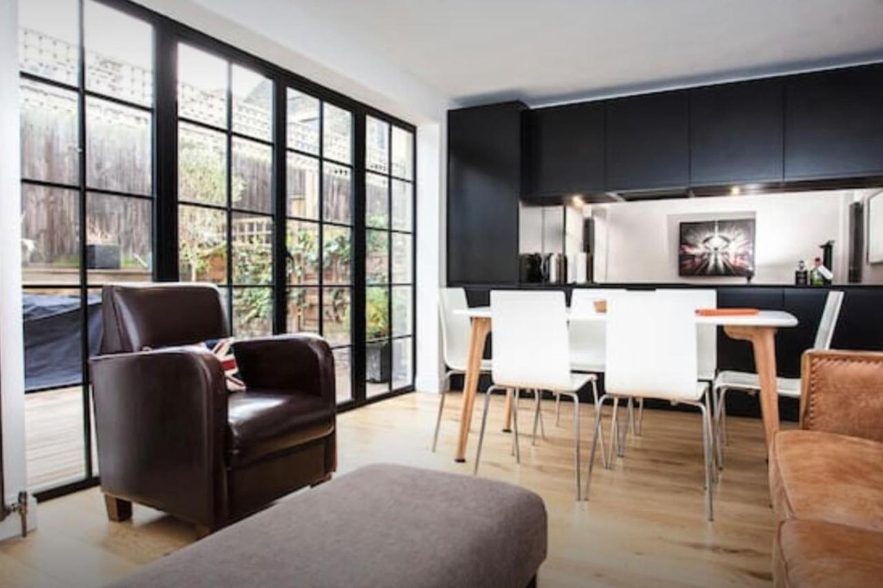 Apartment Stylish Newly Refurbished 2 Bedroom Flat With Terrace