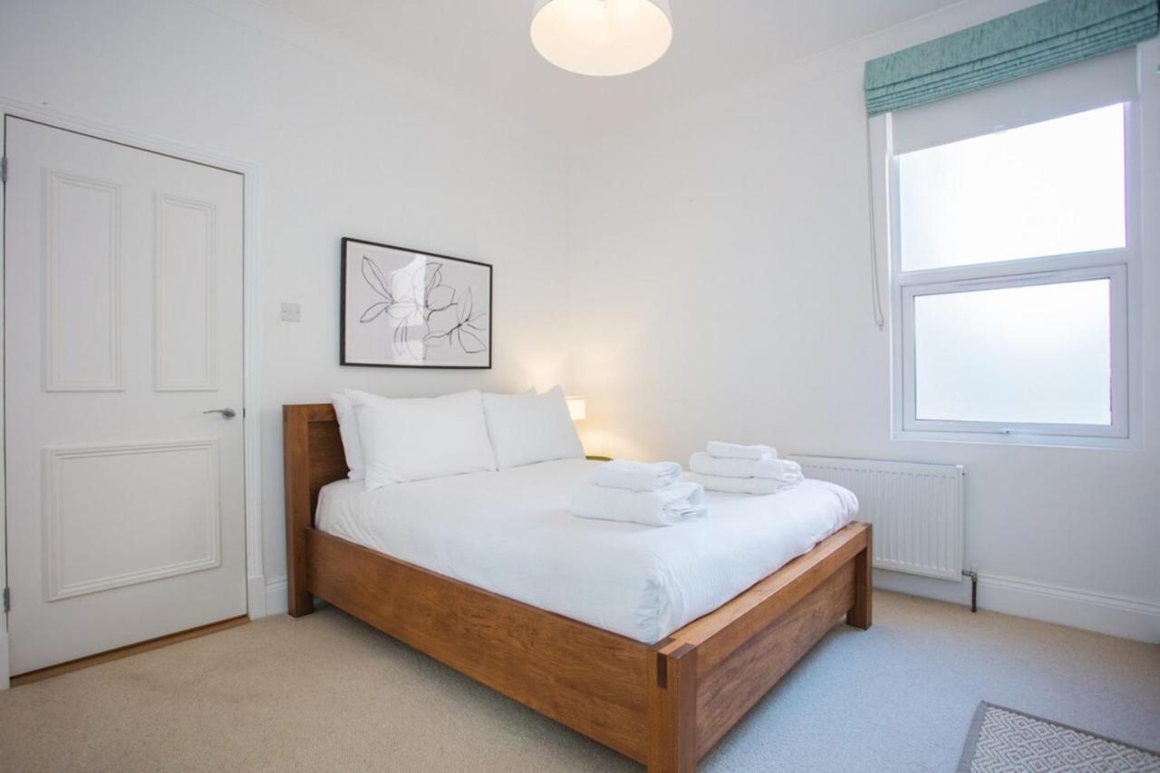 Сasa de vacaciones Stylish & Modern 3 Bed Flat In Nw With Garden