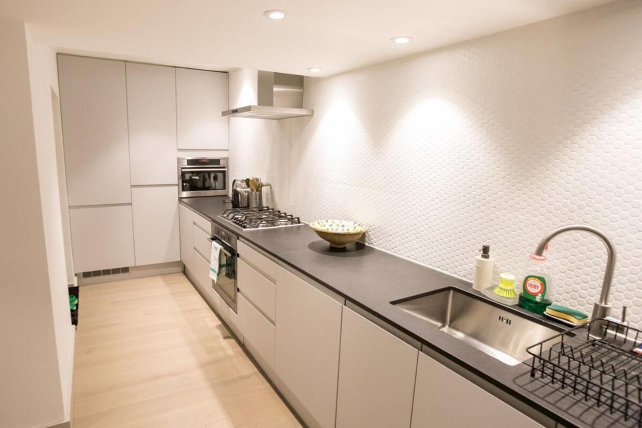 Stylish & Modern 1bd Kensington Flat Sleeps 2 Appartement Londen