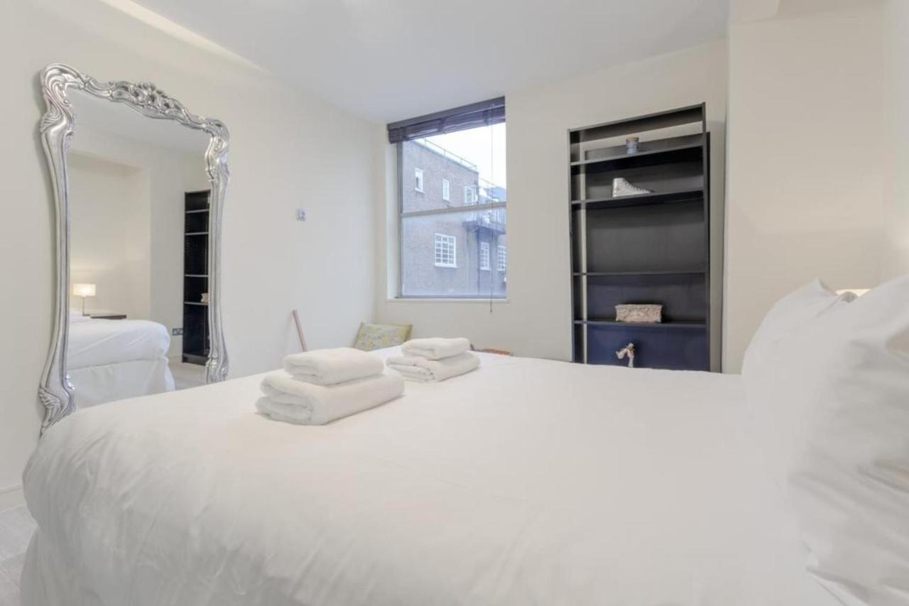 Stunning Modern In South Kensington London