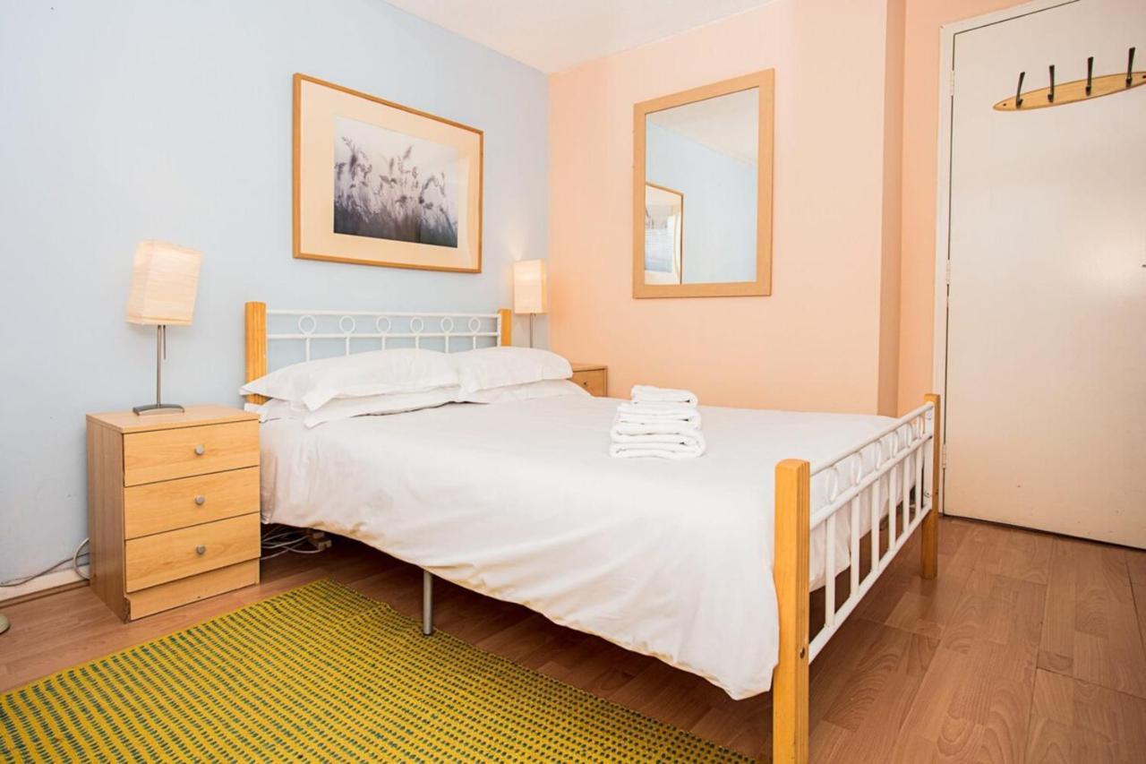 Beautiful Views - 1-bedroom In Chancery Lane Leilighet