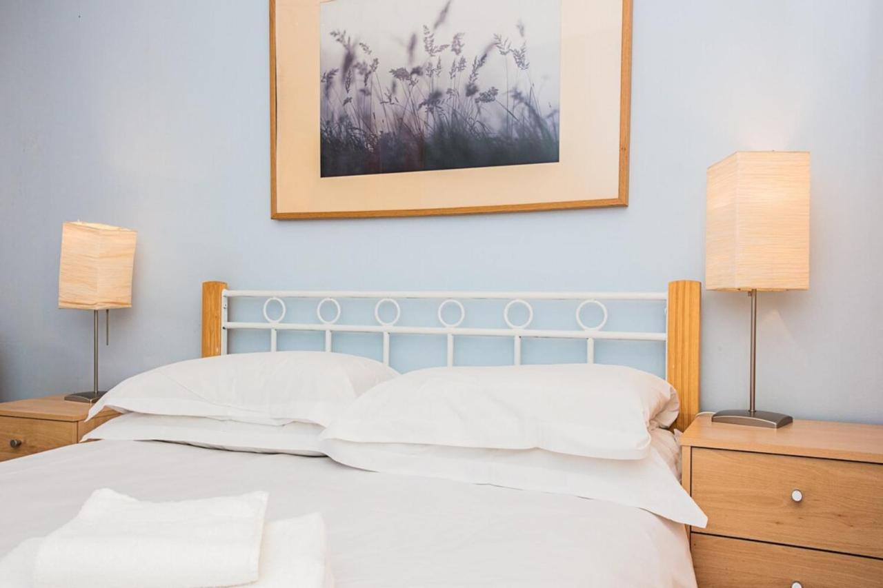 Leilighet Beautiful Views - 1-bedroom In Chancery Lane *