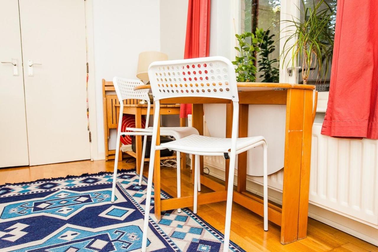 Apartment Charming Peaceful 2 Bedroom With Parking And Garden