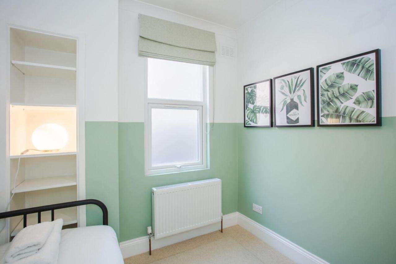 Stylish&modern 3 Bed Flat In Nw W Garden
