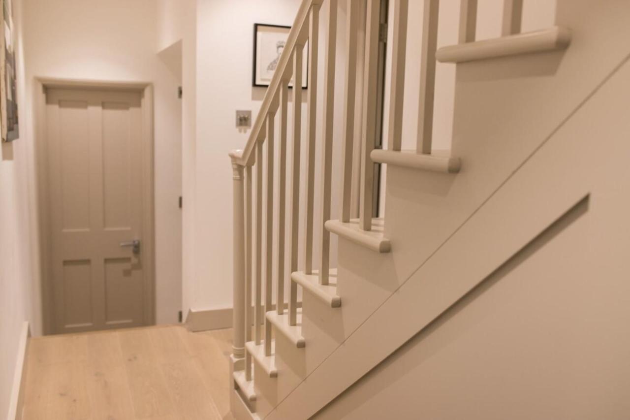 Stylish & Modern 1bd Kensington Flat Sleeps 2 Appartement Londen