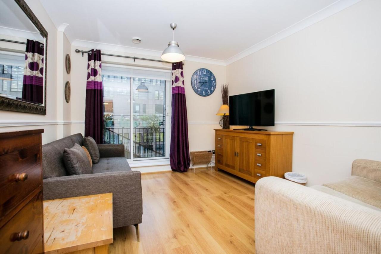 Apartment 1 Bedroom On The Riverbank Near St Paul's