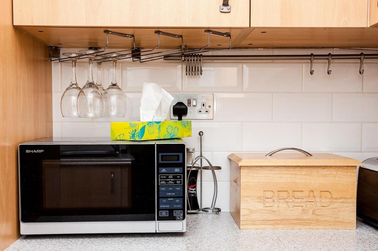 Stylish 1 Bedroom Flat In Vauxhall *