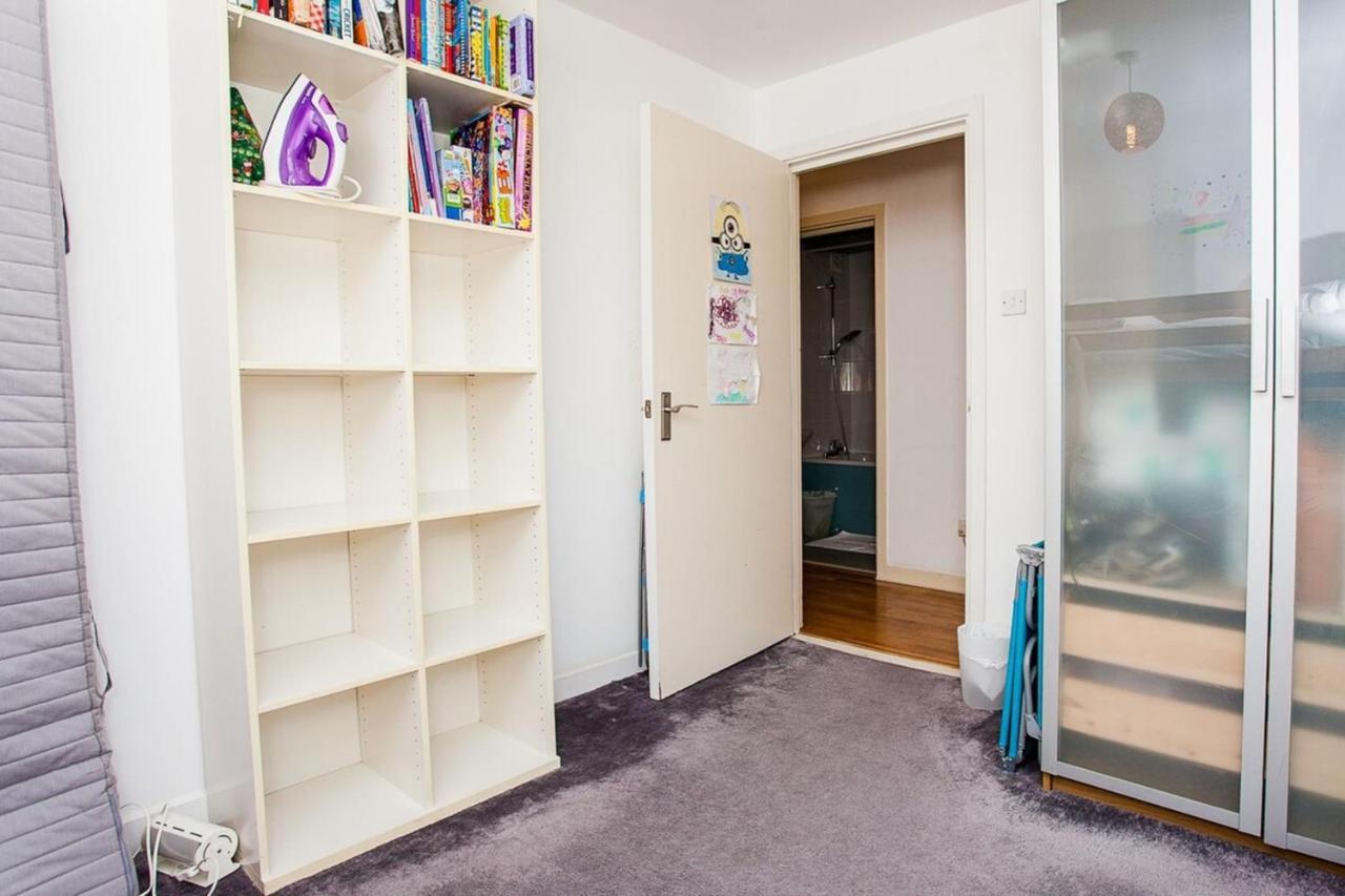 Charming Peaceful 2 Bedroom With Parking And Garden Apartment