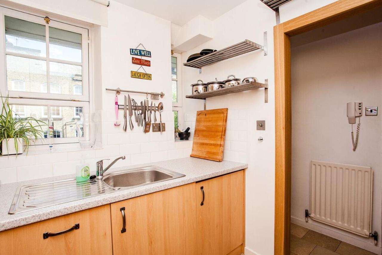 Stylish 1 Bedroom Flat In Vauxhall Londen