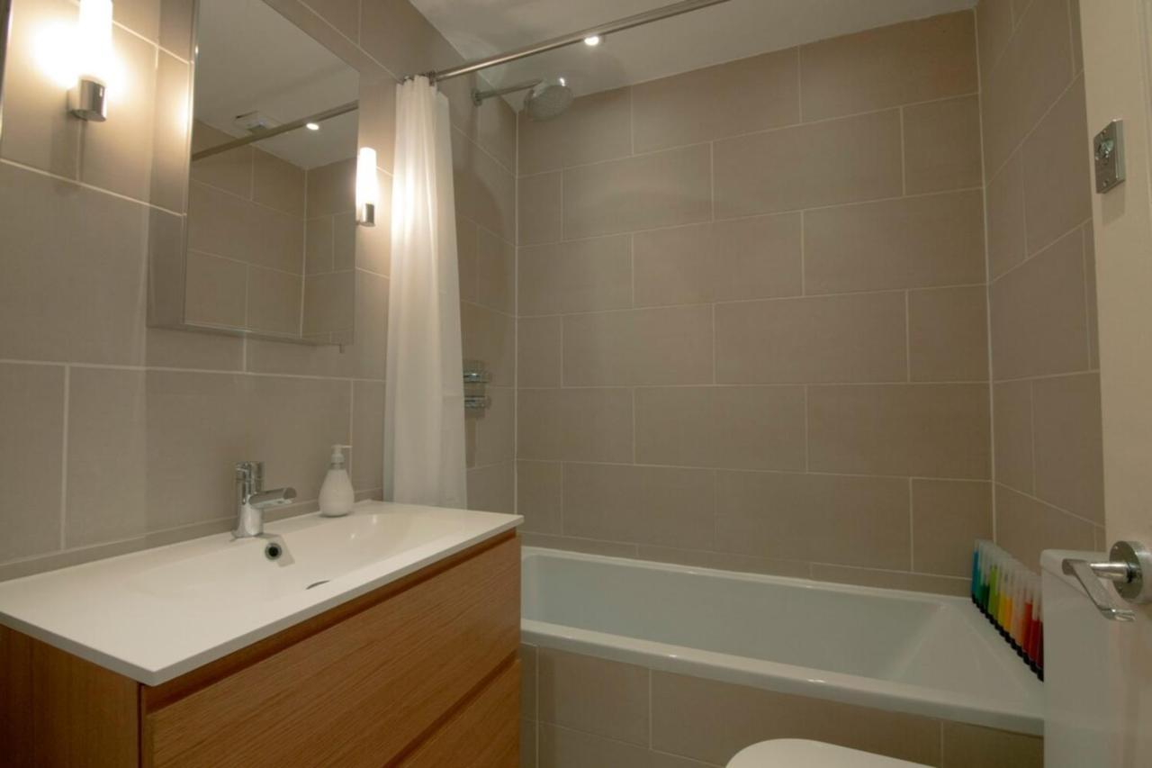 Wonderful 2 Bedroom In Quiet Area Near Camden Square * London