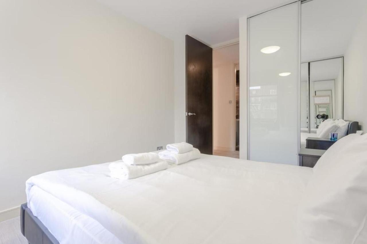 Stunning Modern In South Kensington * London