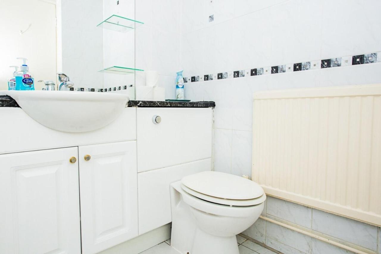 Beautiful Views - 1-bedroom In Chancery Lane Leilighet