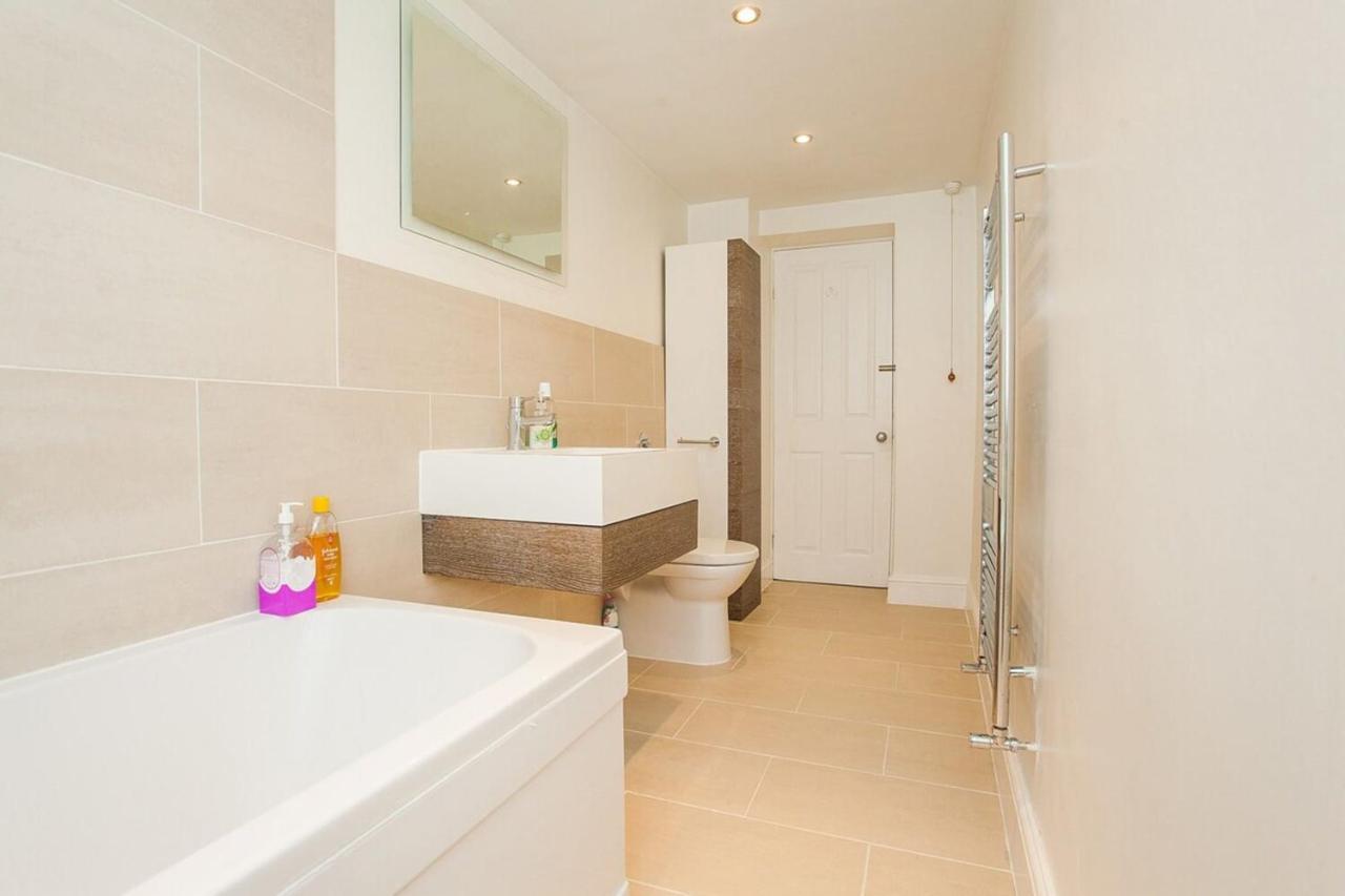 Bright Modern 2 Bed Garden Flat St Johns Wood