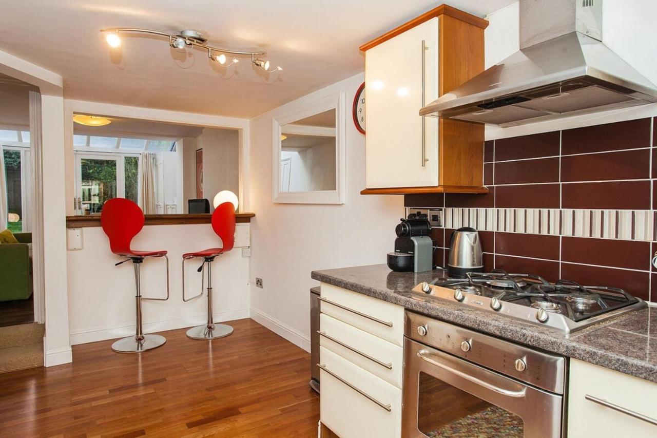 Bright Modern 2 Bed Garden Flat St Johns Wood Apartment London