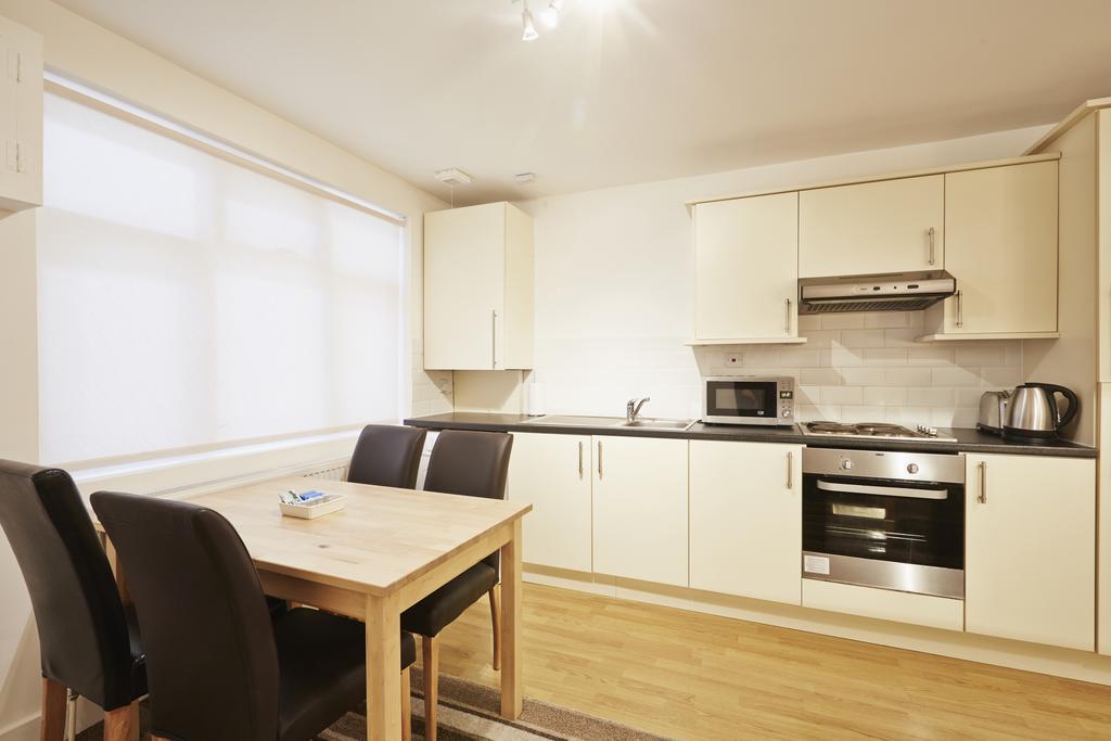 Apple East Apartment *
