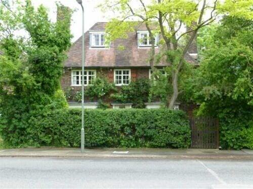 Iolanthe 4* London
