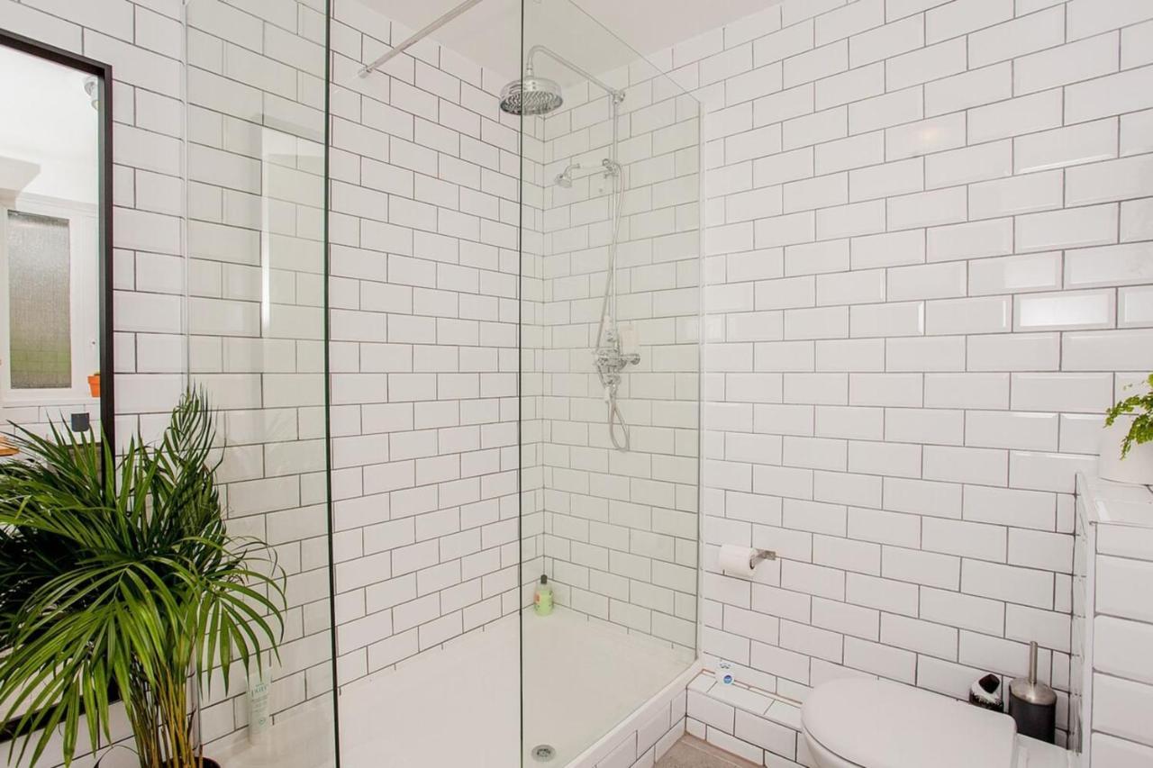 Modern 1bd Flat In Clerkenwell - Sleeps 4!