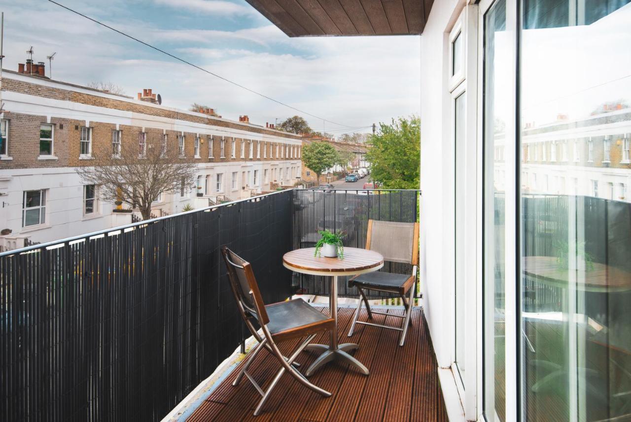 Ida Pod Places - New Cross Gate Apartment *